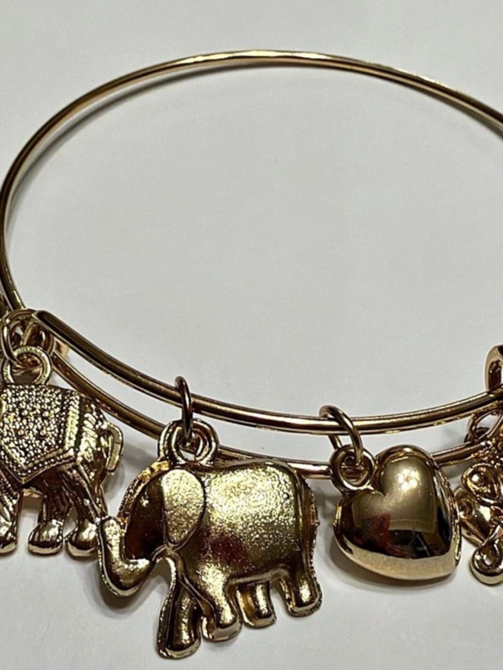 Elephant Charm Bangle Bracelet in Gold Like New